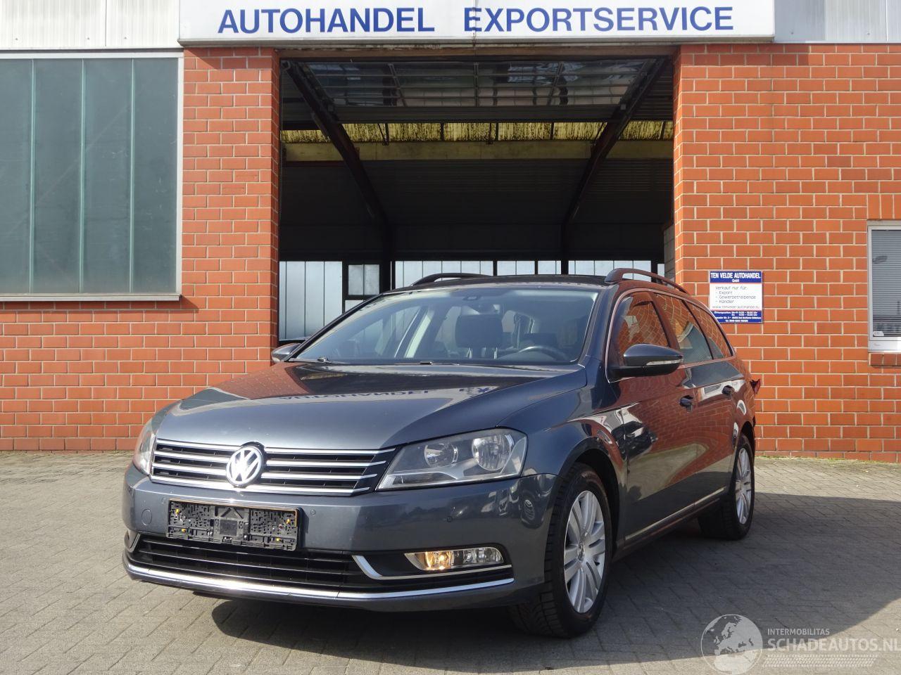 Volkswagen Passat Comfortline DSG Automaat, Climate & Cruise, Navi, PDC