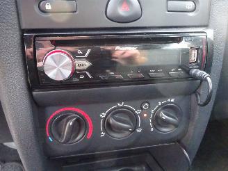 Renault Clio 1.4 16V Stuurbekr.,Cruise control, el.pakket picture 14