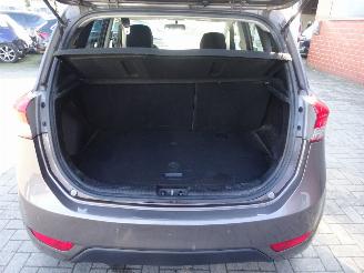 Hyundai Ix20 1.6i Lounge Pack 125pk, Climate & Cruise, Trekhaak picture 10