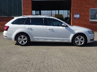 Skoda Octavia Style 1.6 TDI 85kw, Leder, Navi, Climate & Cruise, DiGi, Trekhaak picture 6