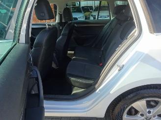 Skoda Octavia Style 1.6 TDI 85kw, Leder, Navi, Climate & Cruise, DiGi, Trekhaak picture 11