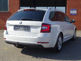 Skoda Octavia Style 1.6 TDI 85kw, Leder, Navi, Climate & Cruise, DiGi, Trekhaak picture 4