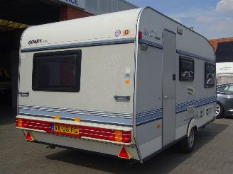 Hobby  440 Classic, Toilet, kachel, koelkast, voortent picture 3