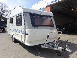 Hobby  440 Classic, Toilet, kachel, koelkast, voortent picture 4