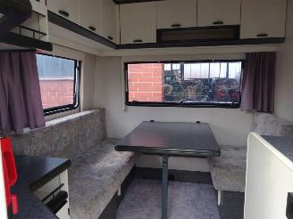 Hobby  440 Classic, Toilet, kachel, koelkast, voortent picture 10