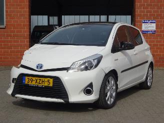 Toyota Yaris 1.5 Full Hybrid Dynamic, Panorama, Leer, Navi, Climare & Cruise picture 2
