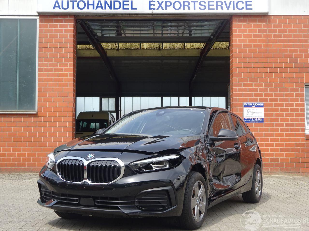 BMW 1-serie 118i Advantage 136pk Automaat, Airco, Navi-MMS, Cruise, Lane assist