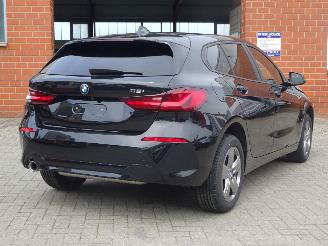BMW 1-serie 118i Advantage 136pk Automaat, Airco, Navi-MMS, Cruise, Lane assist picture 4