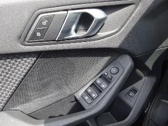 BMW 1-serie 118i Advantage 136pk Automaat, Airco, Navi-MMS, Cruise, Lane assist picture 25