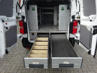 Opel Vivaro 1.5 CDTI L2H1 Selection 102 pk Euro6, Airco, Cruise, Inrichting picture 11