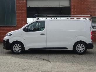 Opel Vivaro 1.5 CDTI L2H1 Selection 102 pk Euro6, Airco, Cruise, Inrichting picture 17