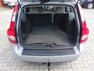 Volvo V-50 Momentum 2.4i Automaat 125kw, Leer, Navi, Cruise, APK picture 9