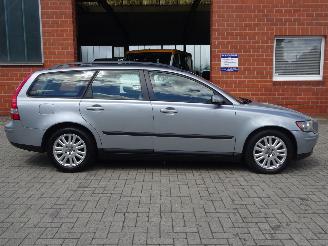 Volvo V-50 Momentum 2.4i Automaat 125kw, Leer, Navi, Cruise, APK picture 6