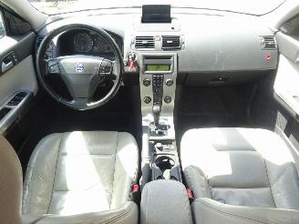 Volvo V-50 Momentum 2.4i Automaat 125kw, Leer, Navi, Cruise, APK picture 13