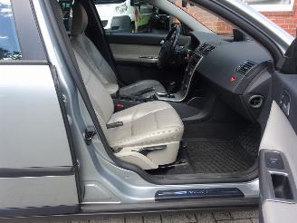 Volvo V-50 Momentum 2.4i Automaat 125kw, Leer, Navi, Cruise, APK picture 7