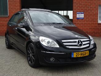 Mercedes B-klasse B 200 Turbo 142kw Automaat, Schuifdak, Leer, Airco, Cruise picture 3