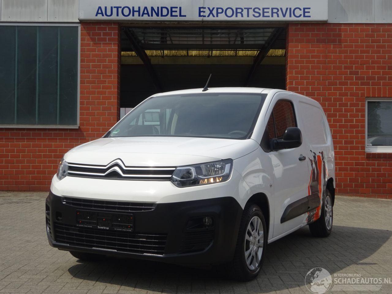 Citroën Berlingo \"Club\" 1.2i 81kw/110pk Euro6, Airco, Cruise, Schuifdeur, 3 zitplaatsen