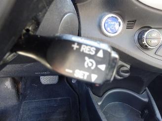 Toyota Yaris Hybrid, Panorama, Leer, Navi, Cruise & Climate control picture 18