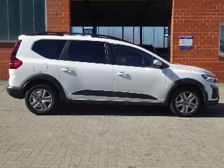 Dacia Jogger 1.0 TCe 110 Expression 7persoons, Airco, Cruise picture 6