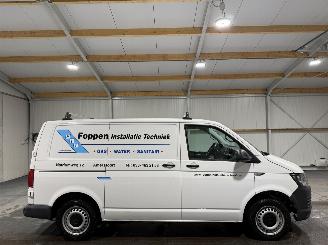krockskadad bil bedrijf Volkswagen Transporter 2.0TDI 110kW Airco Comfortline 2018/12