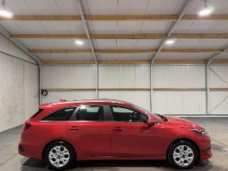 Schadeauto Kia Ceed 1.0T-GDi 88kW DynamicLine 2022/7