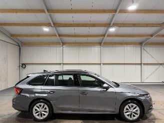 Schadeauto Skoda Octavia 1.4TSI 110kW iV Automaat PHEV Business Edition 2024/7