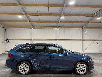 Schadeauto Skoda Octavia 1.0TSI 81kW Clima Business Edittion 2021/5