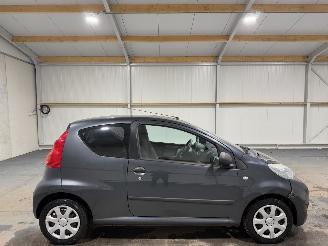 Unfallwagen Peugeot 107 1.0 -12V 50kW XR 2011/3