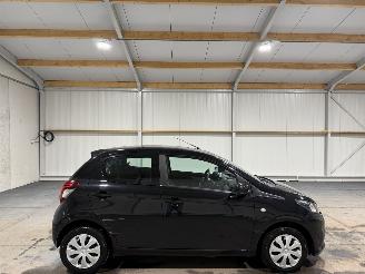 Schadeauto Peugeot 108 1.0e-VTi 53kW Active 2021/8
