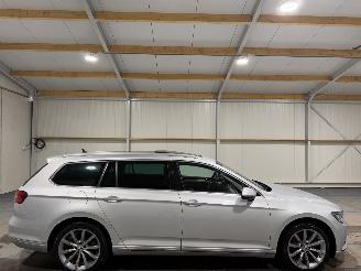 Schadeauto Volkswagen Passat Variant 1.4TSI 92kW Connected Series 2017/7