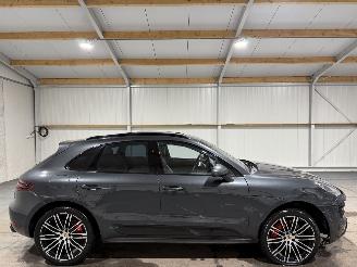 krockskadad bil auto Porsche Macan TURBO 3.6 441PK Automaat Luchtvering Pano Performance Package 2017/1