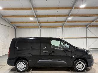 Schade bestelwagen Toyota Proace CITY 1.5D-4D 73kW Navigator Long 2020/12
