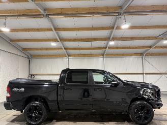 Schade bestelwagen Dodge Ram 5.7Hemi 295kW Automaat Crew Cab Big Horn 2021/8