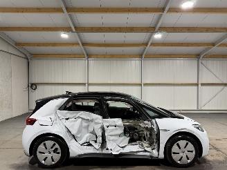 Schadeauto Volkswagen ID.3 58kWh Pro 107kW 2022/11