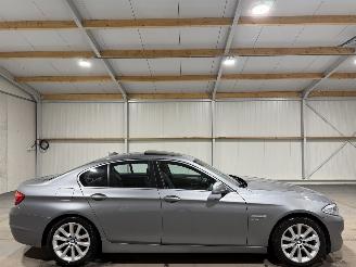 skadebil auto BMW 5-serie 528i 180kW Automaat Schuifkantel Executive 2011/11
