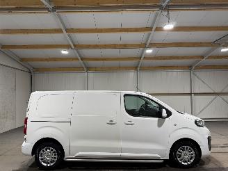 Schade bestelwagen Peugeot Expert 2.0BlueHDI 90kW Premium Pack 2016/6