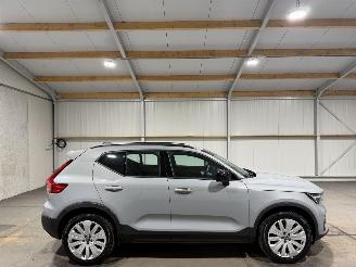 damaged passenger cars Volvo XC40 70kWh Single Motor 175kW Essential 2024/8