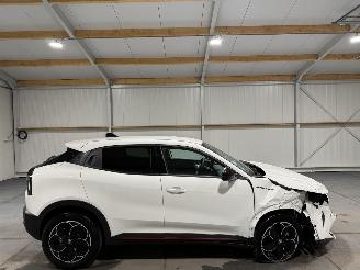 damaged passenger cars Alfa Romeo Junior 54kWh Elettrica  Speciale  115kW 2025/2
