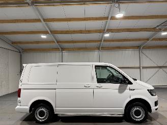 Schade bestelwagen Volkswagen Transporter 2.0TDI 75kW L1H2 Trendline 2018/2