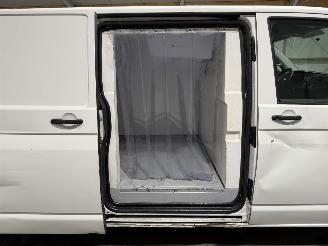 Volkswagen Transporter 2.0TDI 81kW L2H1 Koelwagen picture 29