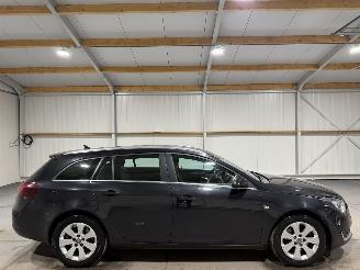 damaged passenger cars Opel Insignia ST SW 1.6T 125kW Automaat Edition 2014/6