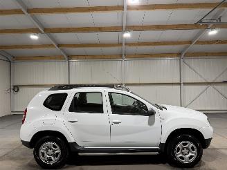 Voiture accidenté Dacia Duster 1.2TCe 92kW 4x2 Laureate 2015/11