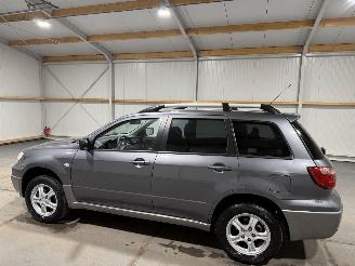 Mitsubishi Outlander 2.0 100kW Airco Invite+ picture 11