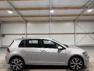 uszkodzony samochody osobowe Volkswagen Golf e 36kWh 100kW Automaat Clima Camera 2018/1