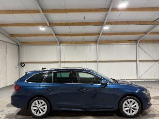 krockskadad bil auto Skoda Octavia 1.0e-TSI 81kW Automaat Business Edition 2021/6