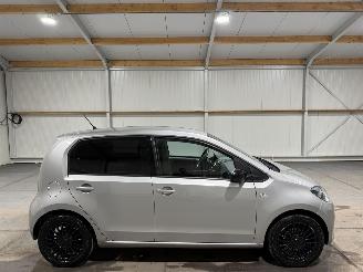 krockskadad bil auto Volkswagen Up! 1.0 44kW High BlueMotion Airco 2016/1