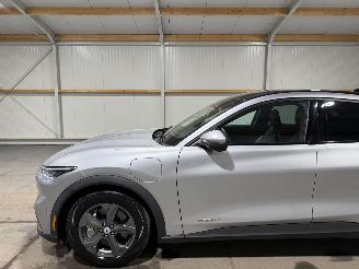 Ford Mustang Mach-e 75kWh 190kW RWD picture 9