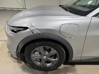 Ford Mustang Mach-e 75kWh 198kW RWD picture 15