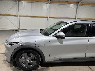 Ford Mustang Mach-e 75kWh 198kW RWD picture 13