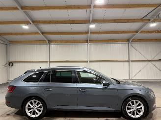 krockskadad bil auto Skoda Superb 1.5TSI 110kW Automaat ACT Style Business 2018/11